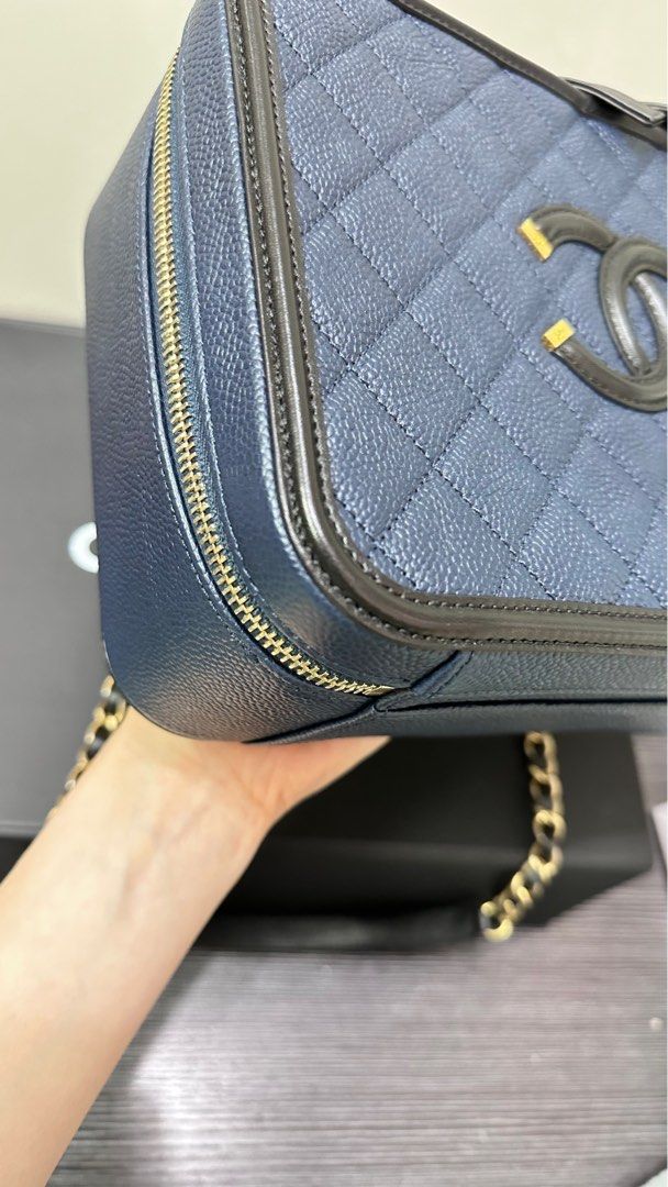 Chanel vanity case 24cm shop