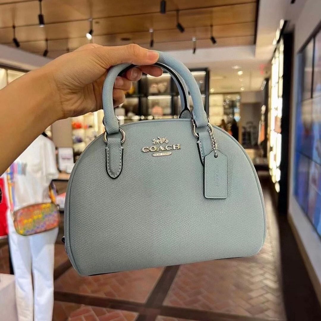 Coach Tiffany Code CA591 CA202 CB596 CC427 Size 20 15 13 cm