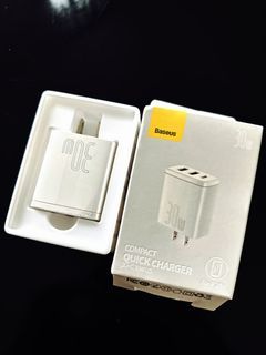 Compact Fast Charger 