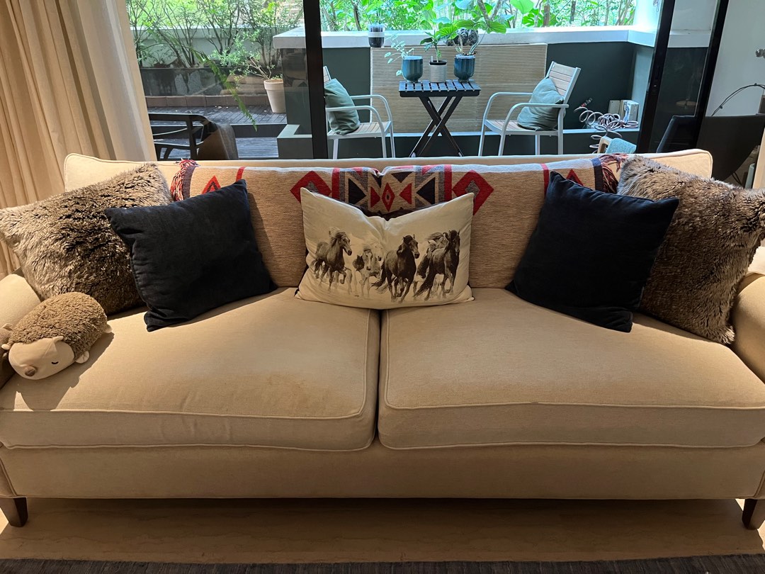 Crate and deals barrel montclair sofa