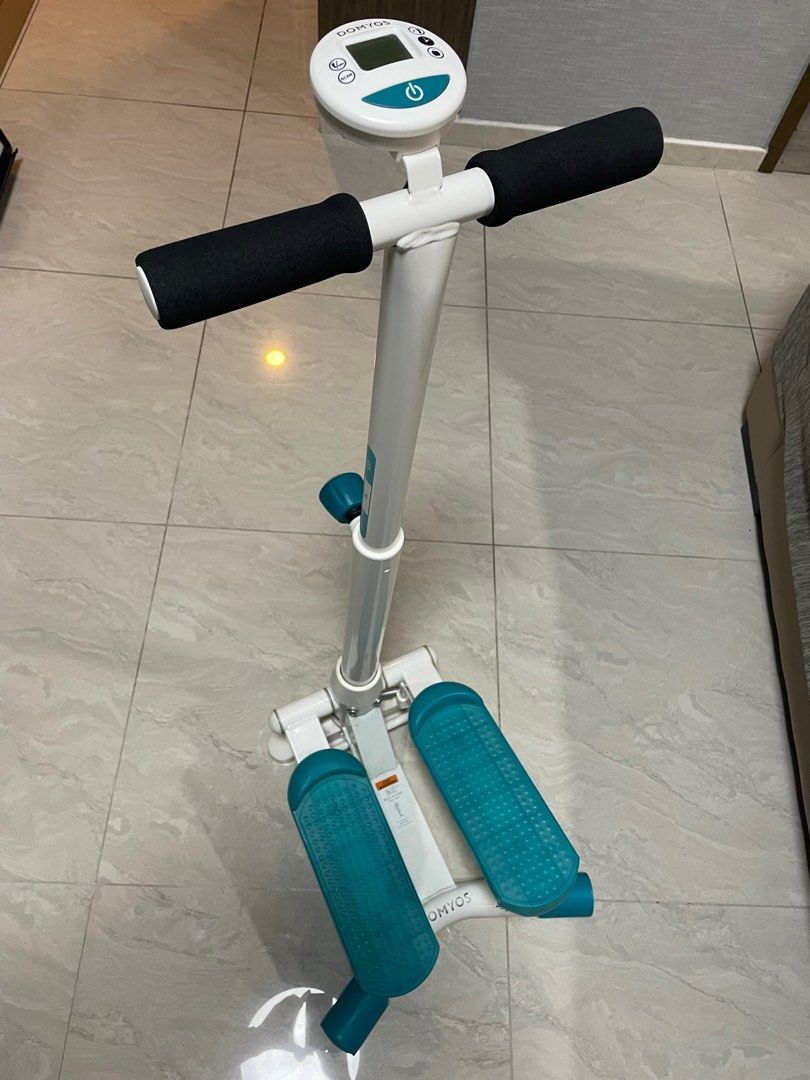 meubilair Moeras Herinnering Decathlon Stepper MS120 - Ivory/Blue DOMYOS, Sports Equipment, Exercise &  Fitness, Cardio & Fitness Machines on Carousell