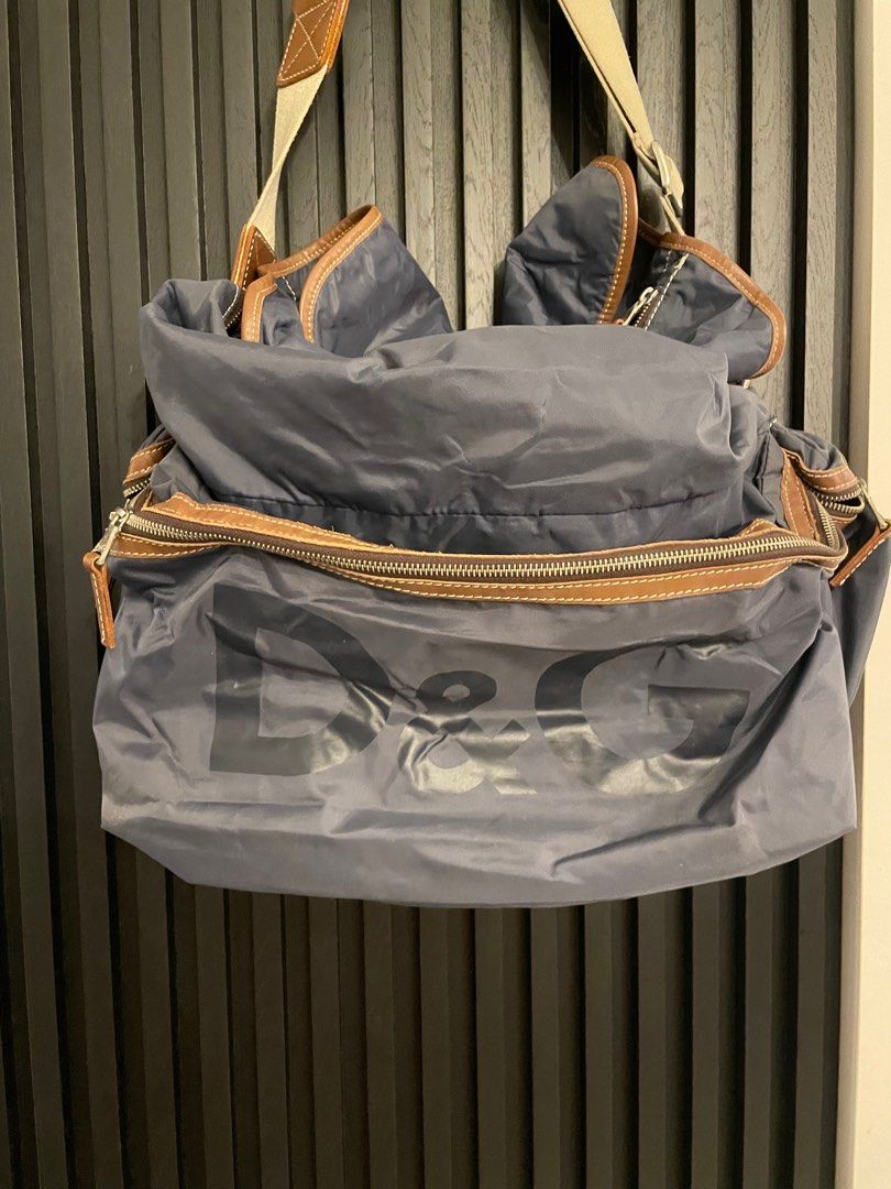 D&g top messenger bag