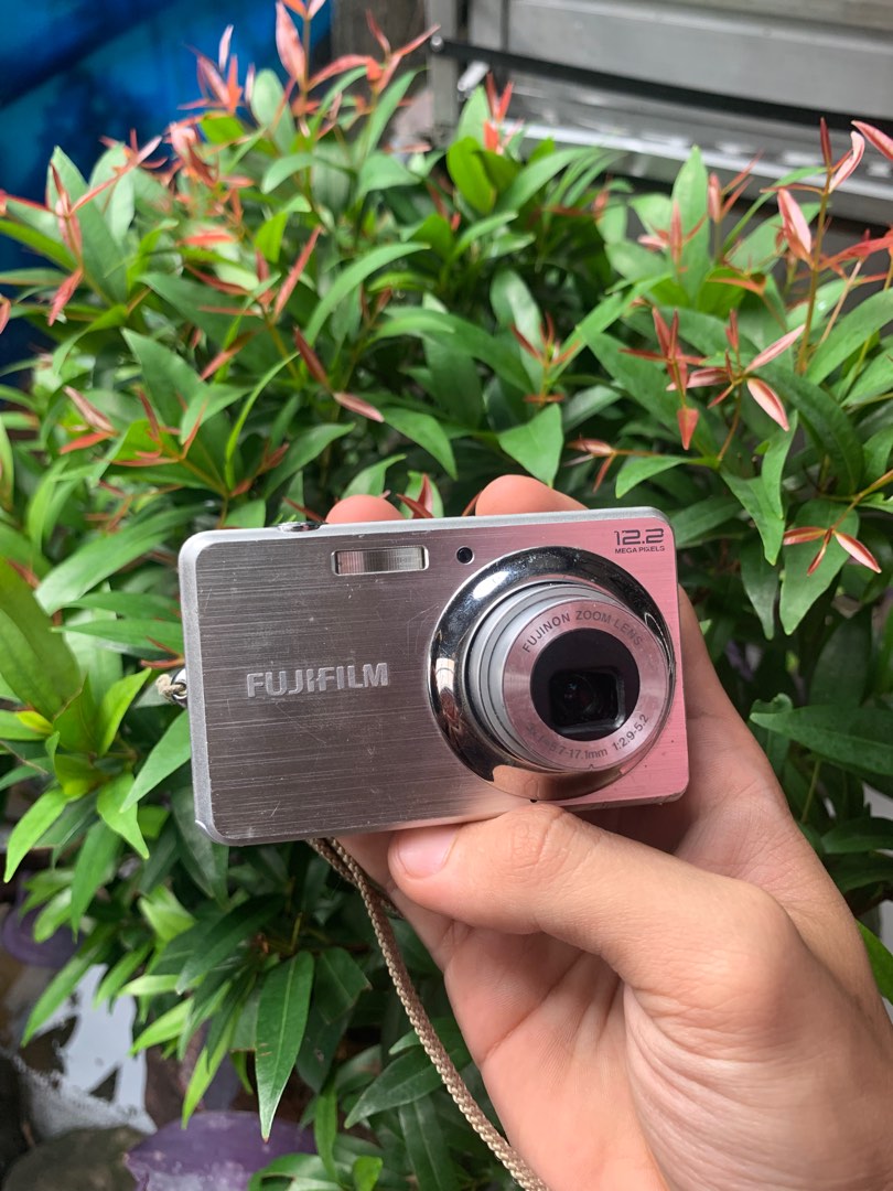 Digicam on Carousell