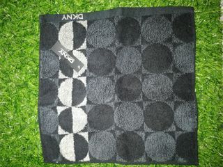 DKNY black circles face towel