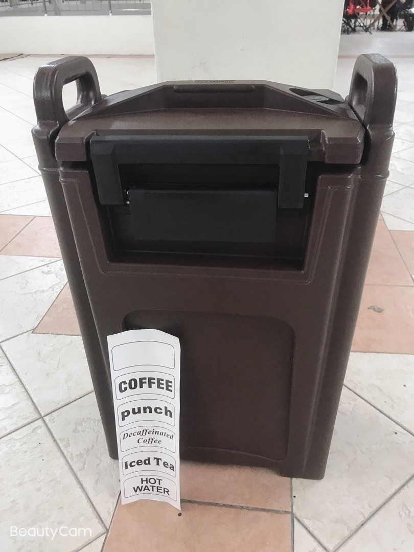 Drink server, Furniture & Home Living, Kitchenware & Tableware, Food