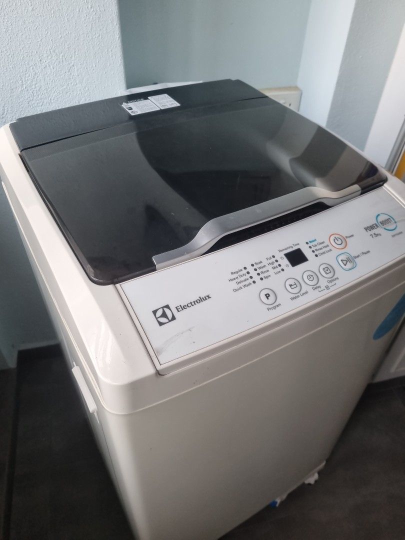 Electrolux Top Load 7.5kg (EWT754XW) Washing Machine, TV & Home