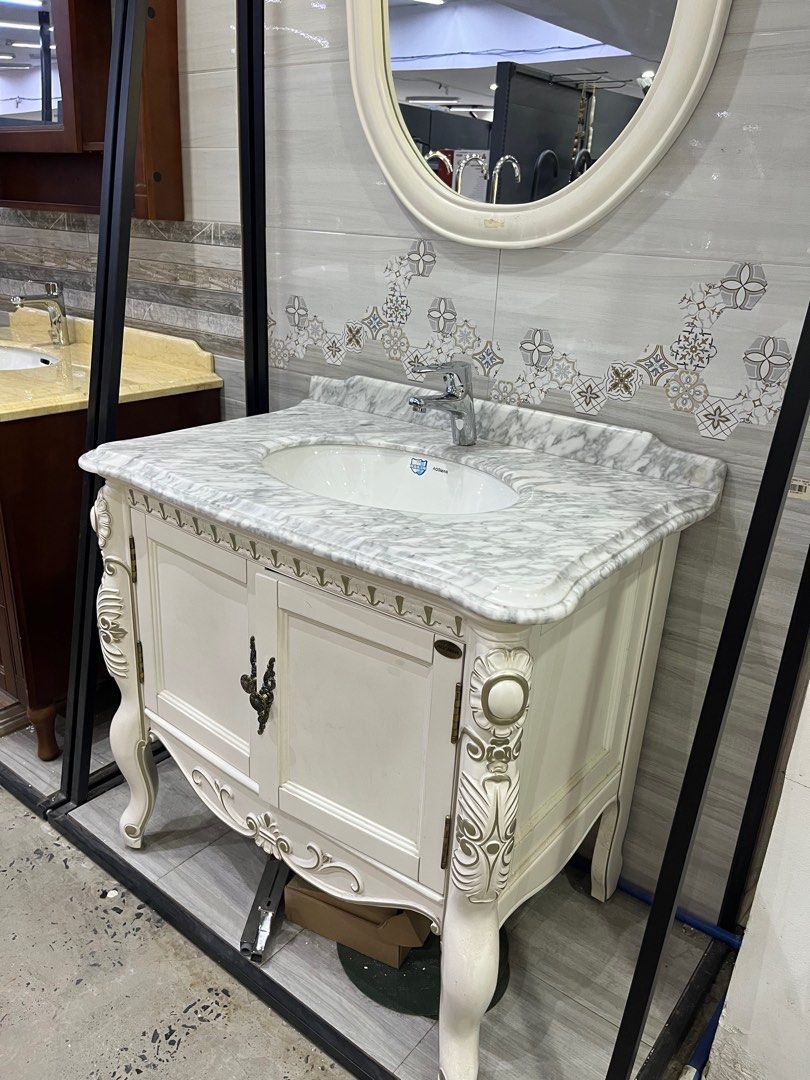 Elegant Bathroom Cabinet Witj Mirror (Category: Bathtub & Bath Accessories) located in Cavite. Submitted by sentoot15 (Listing ID 1217533320, Image 2). Description: Brandnew Onhand Good quality Can deliver.