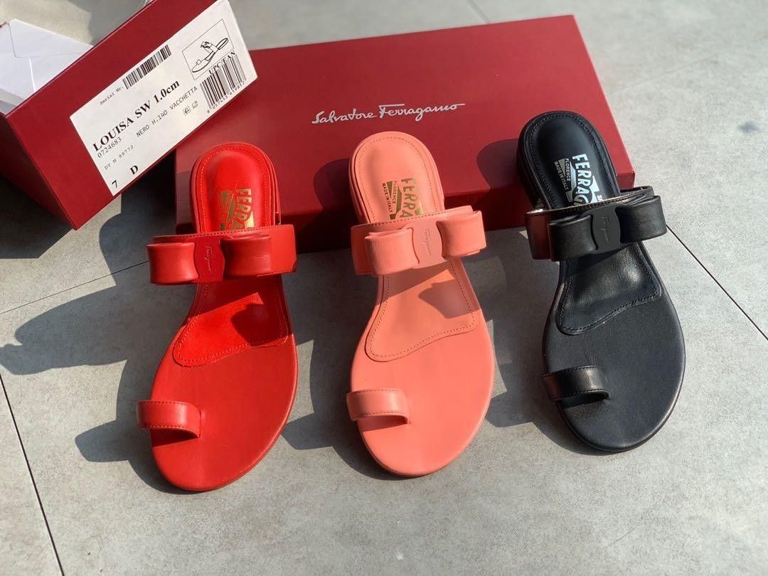 Ferragamo Louisa bow sandals in Coral