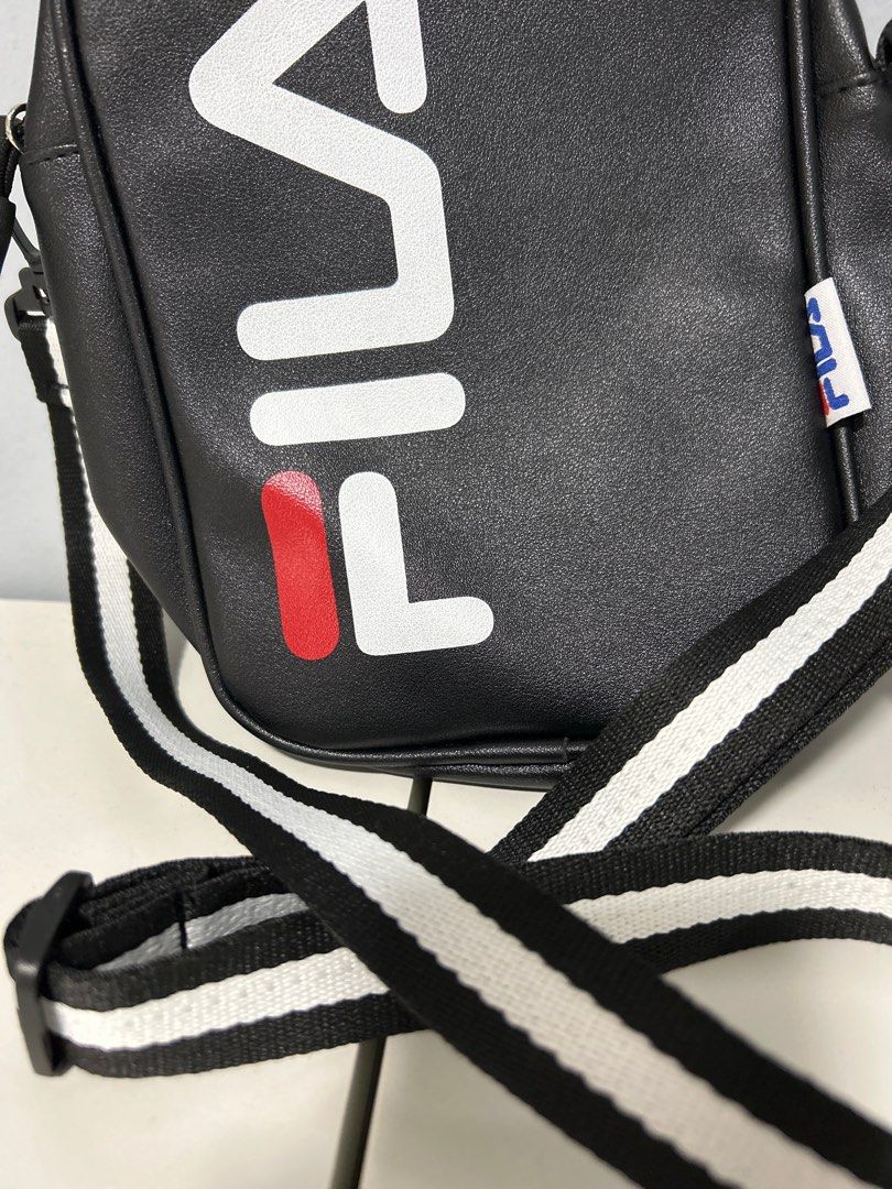 messenger Bag unisex, Men's Fashion, Bags, Sling Bags on Carousell