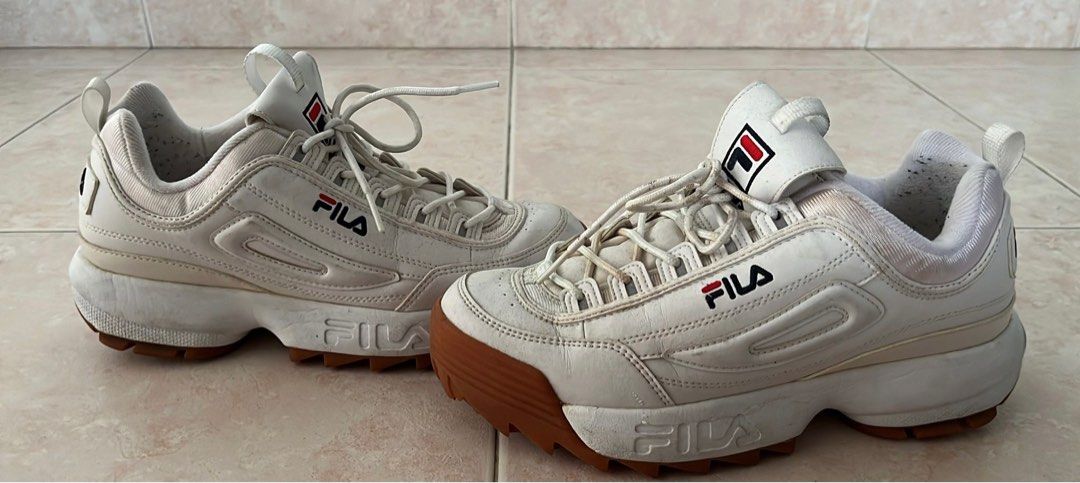 White rubber shoes fila best sale