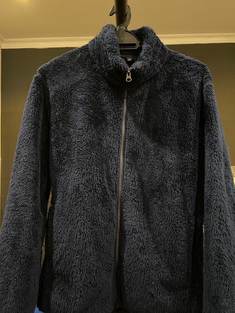 Fluffy Yarn Fleece Jacket Uniqlo, Luxury, Apparel on Carousell