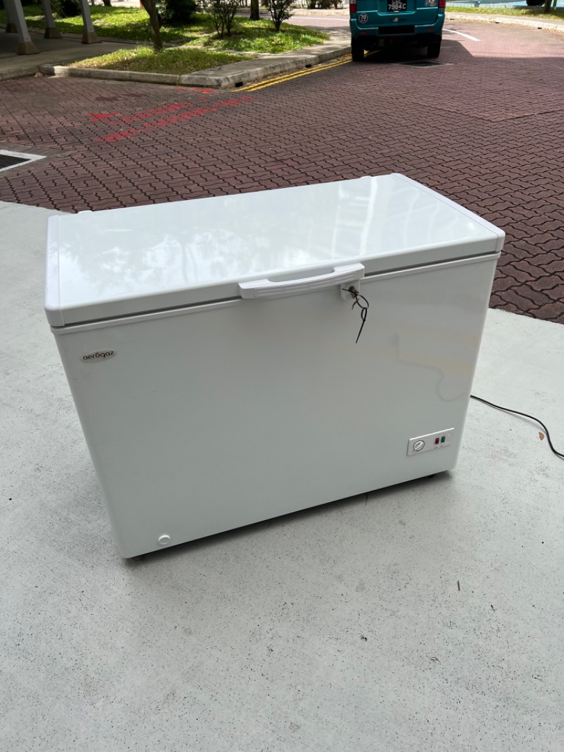★free deliver★298L home use chest freezer with good condition and free