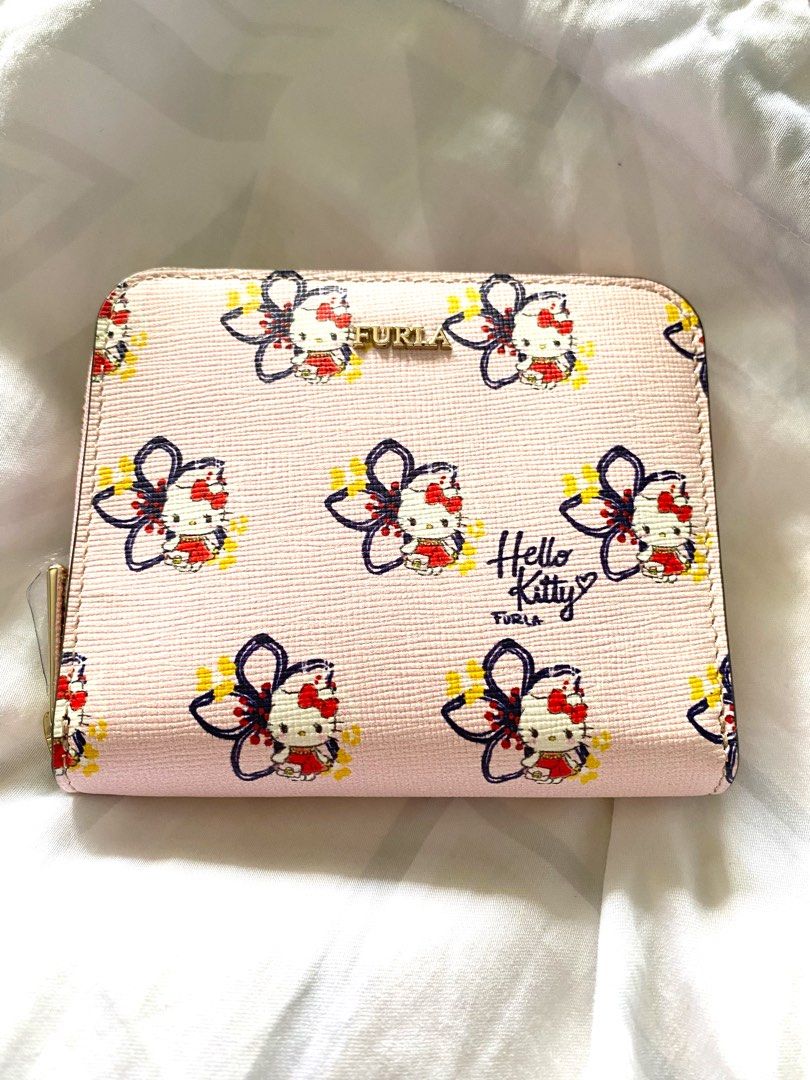 Furla hello kitty best sale wallet