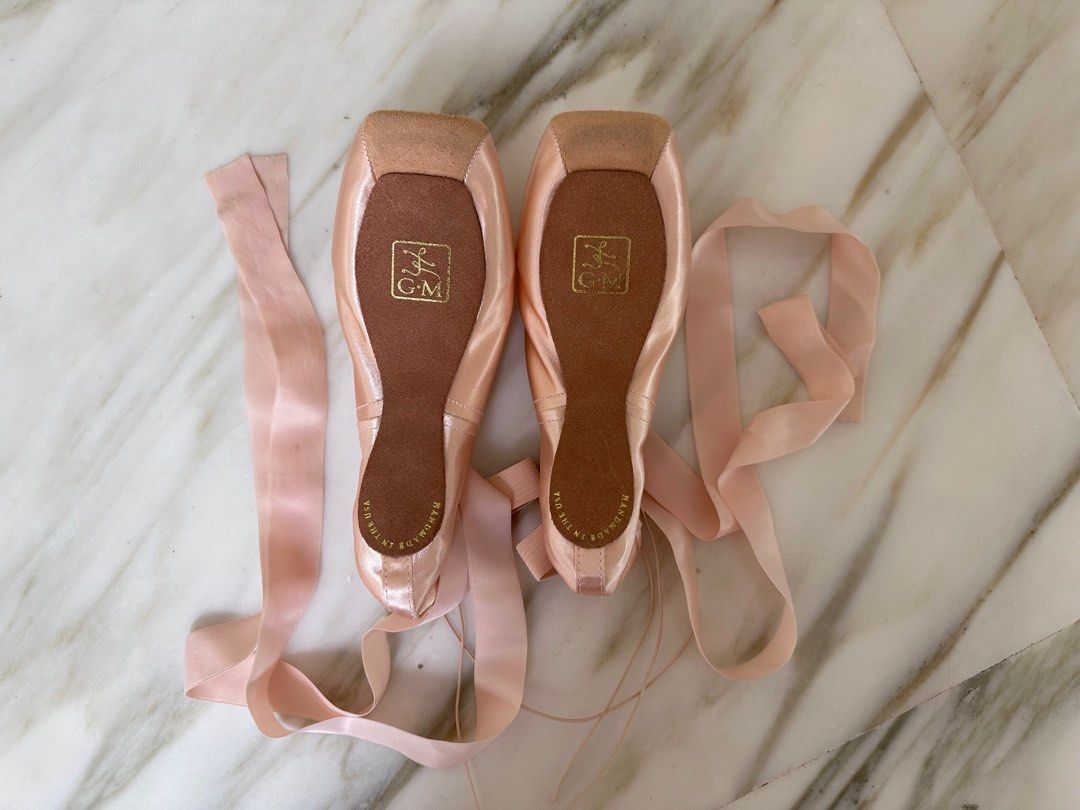 Gaynor minden pointe best sale shoes near me