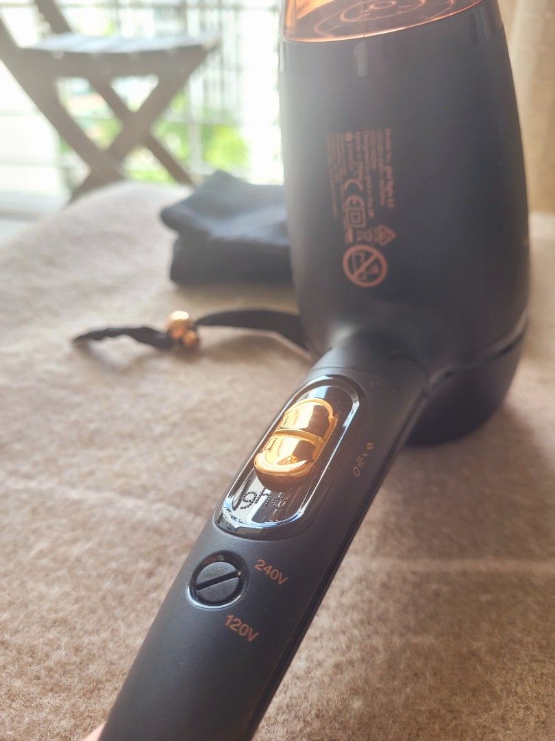 GhD Flight hair dryer, Beauty & Personal Care, Hair on Carousell
