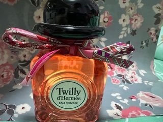 （分類：）位於 。 由 kk031 提交（商品編號 1217606921，圖片 1）。簡介： 。