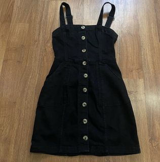 (Category: ) located in . Submitted by alwaysdecluttering (Listing ID 1217504177, Image 1). Description: .