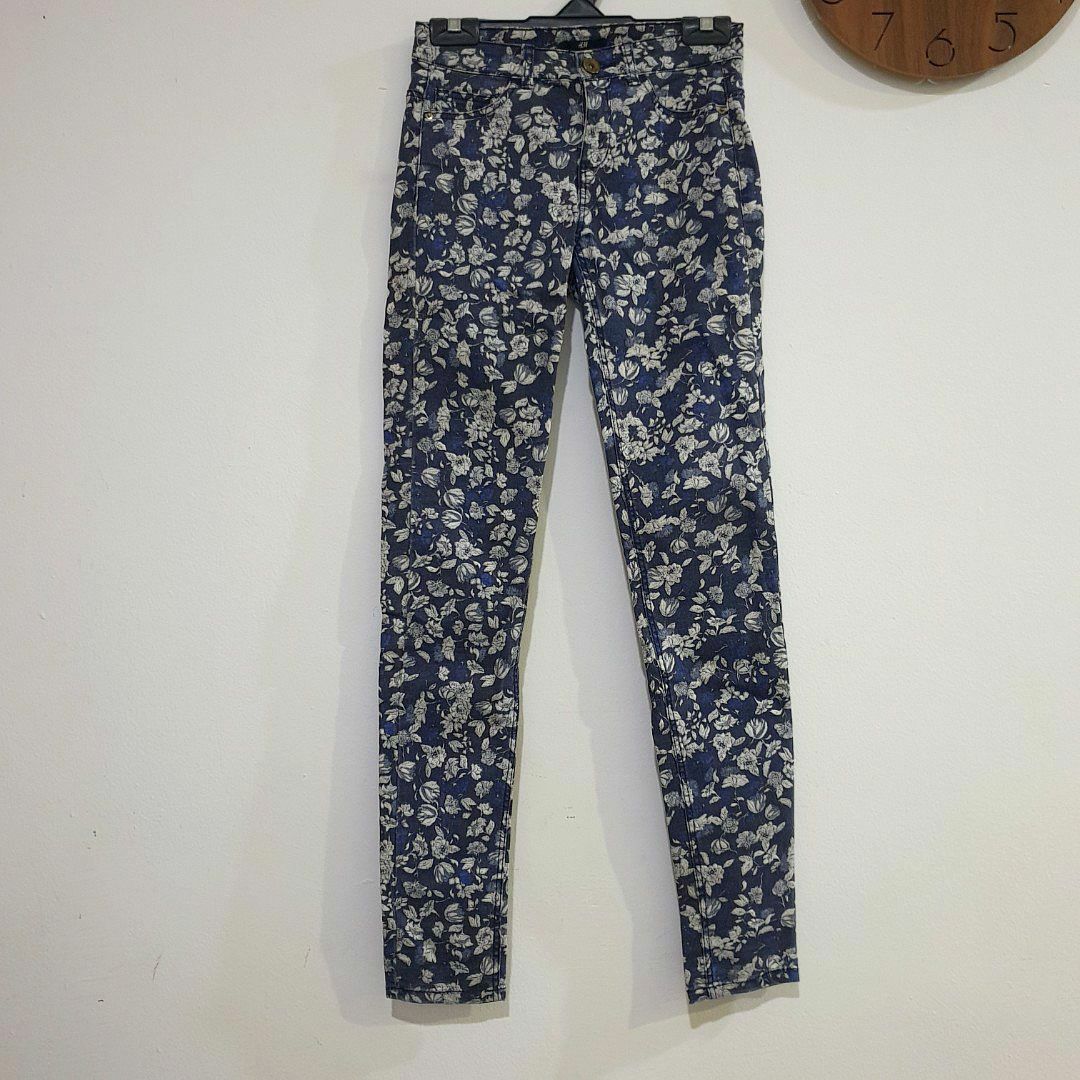 H and m white jeans online