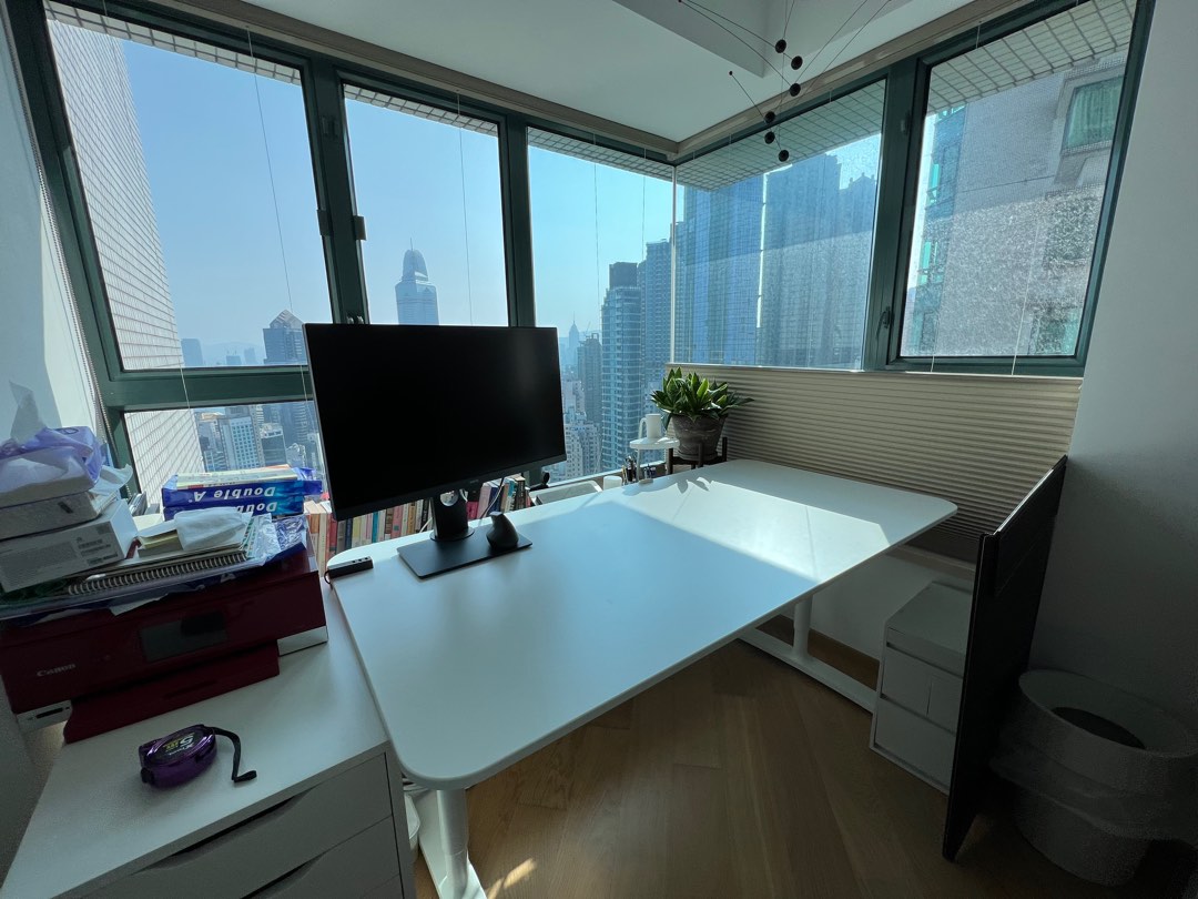 IKEA Bekant desk (160cm x 80cm), 傢俬＆家居, 傢俬, 其他家居傢俬 Carousell