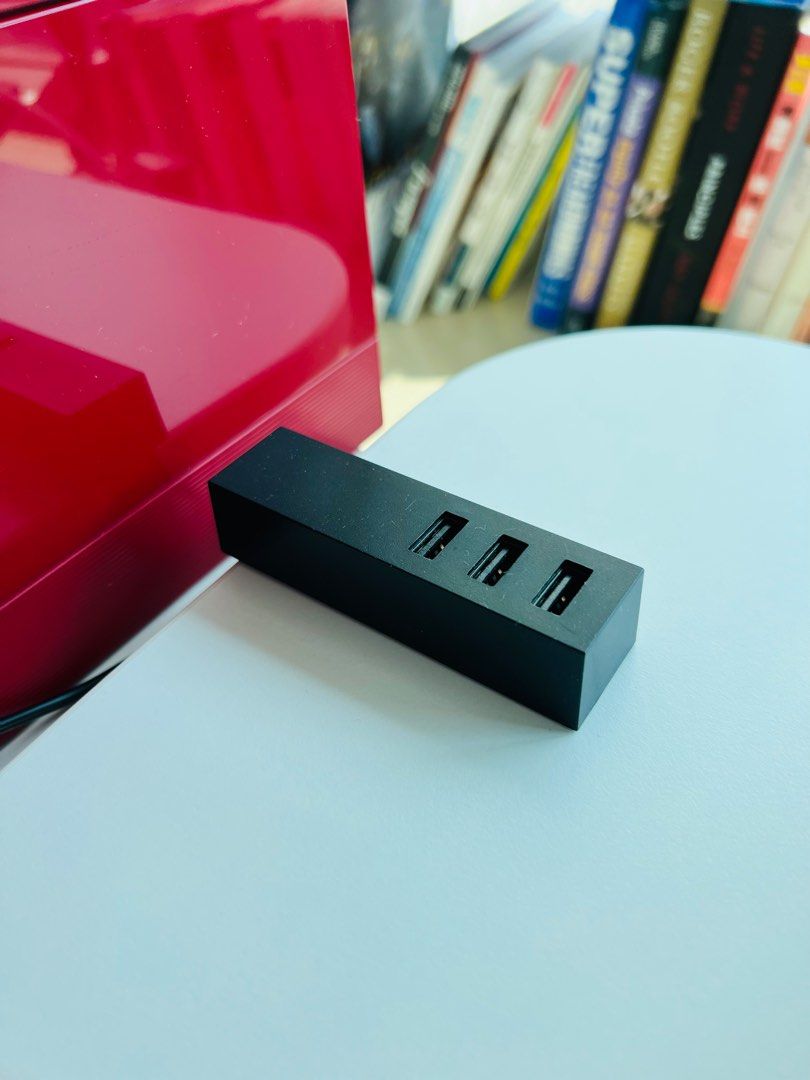 IKEA Bekant desk (160cm x 80cm), 傢俬＆家居, 傢俬, 其他家居傢俬 Carousell