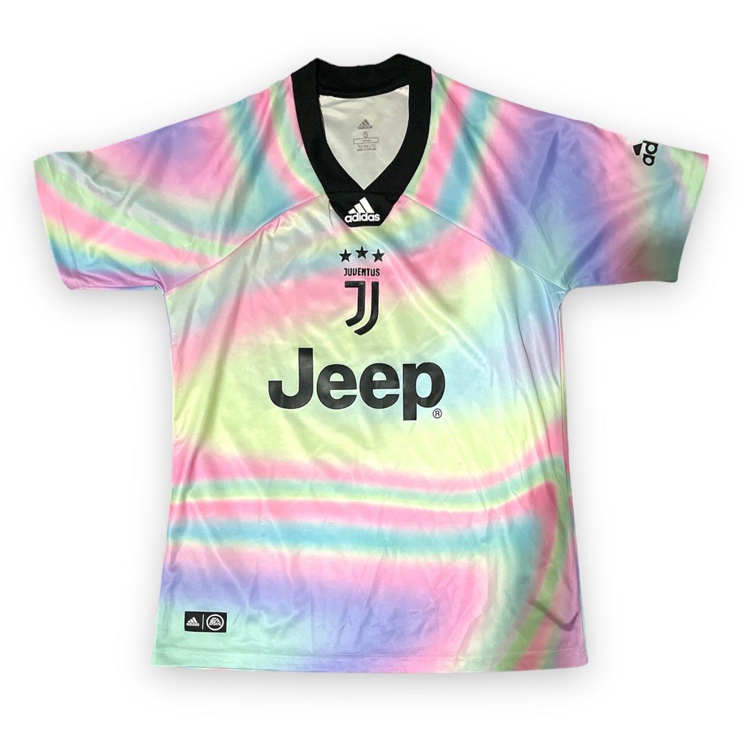 Jeep Football Shirt, Men's Fashion, Activewear on Carousell