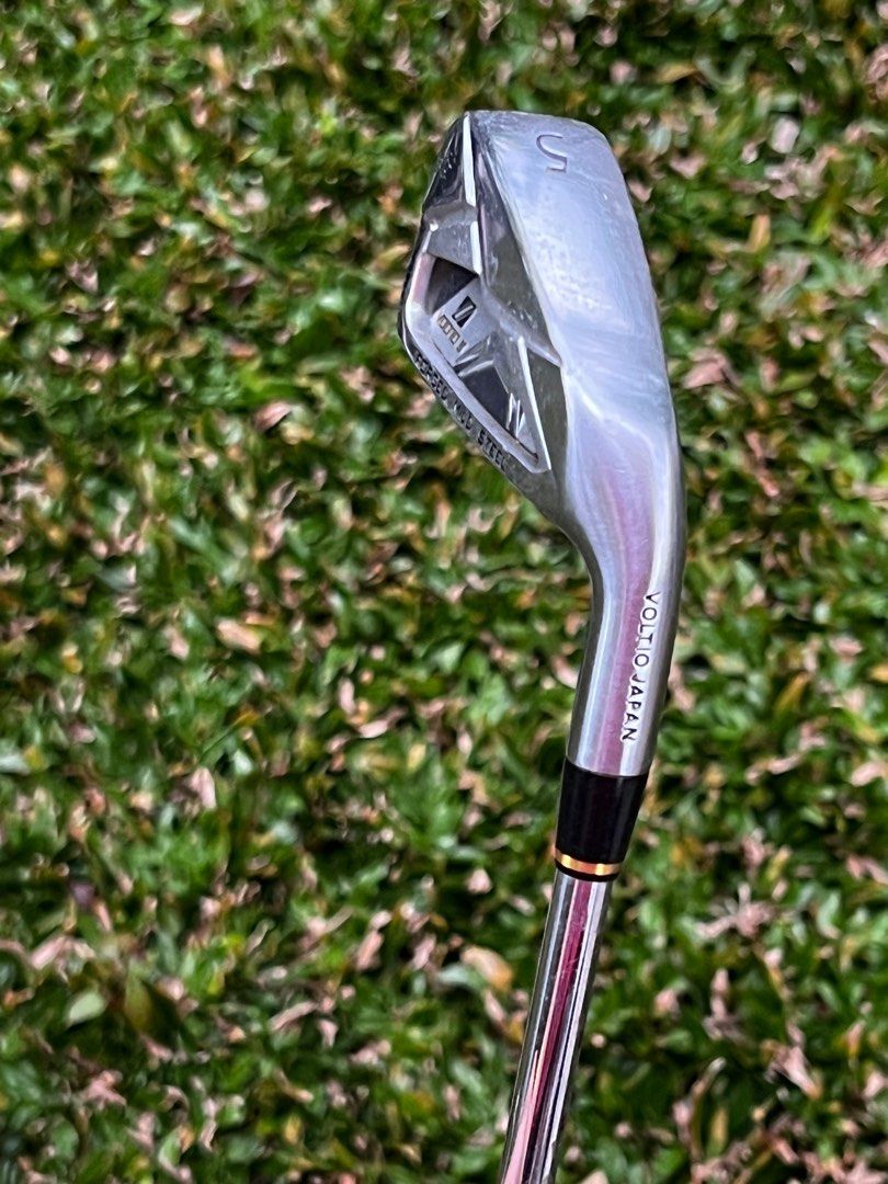 Katana Voltio II Golf Irons, Sports Equipment, Sports & Games, Golf on