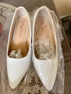Korean Pointed White Shoes for Wedding 1.8 heels