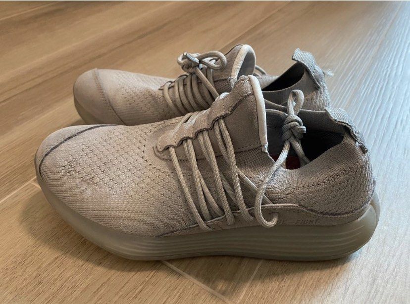 Lane Eight - Grey (without box) UK 3.5, 女裝, 鞋, 波鞋- Carousell