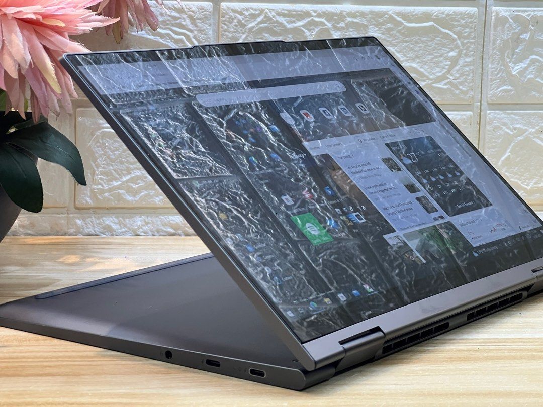 Privacy Lite 2-Way Anti-Glare Anti-Spy Filter Screen Protector Film