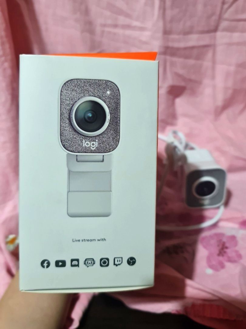 Logitech Streamcam cam 1080p/60 fpslike brand new!, Computers