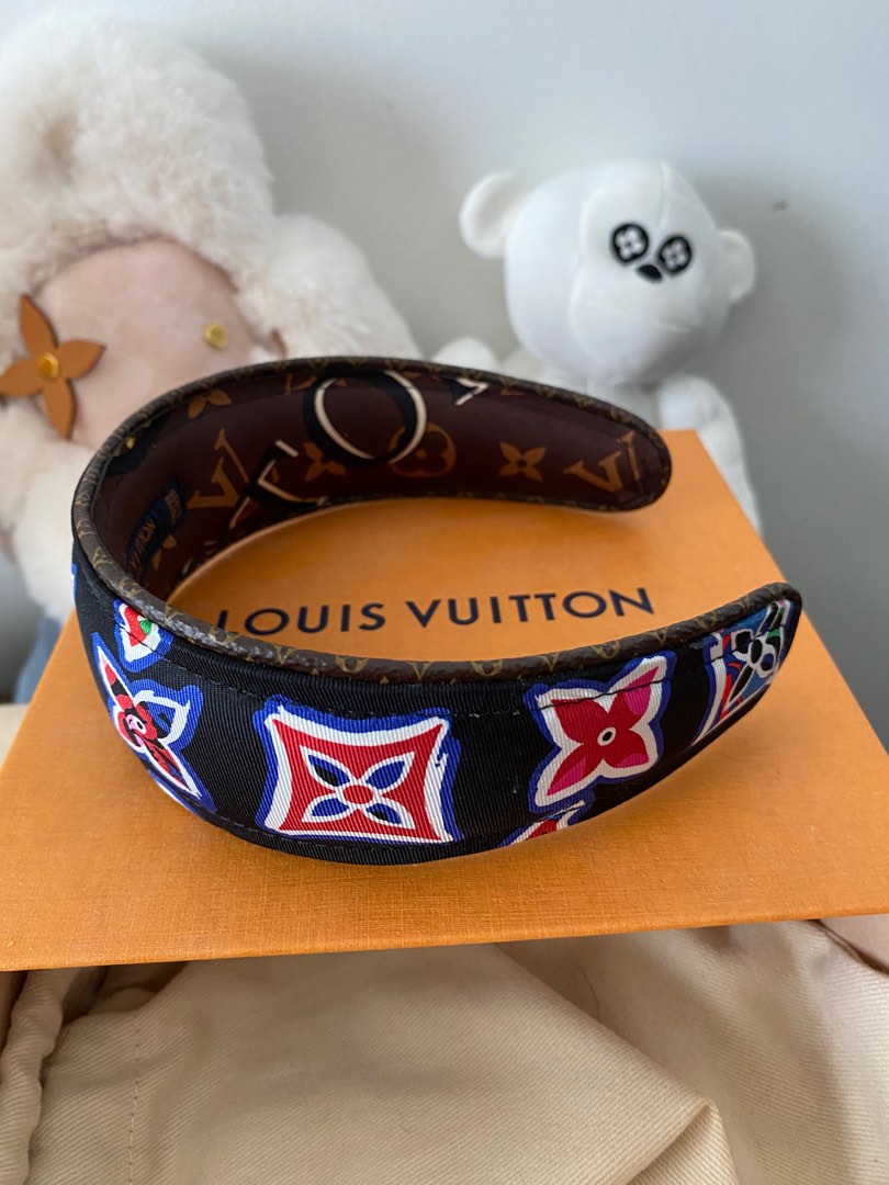 Authentic Louis Vuitton Vintage Graffiti Towel Headband Wristband Sets