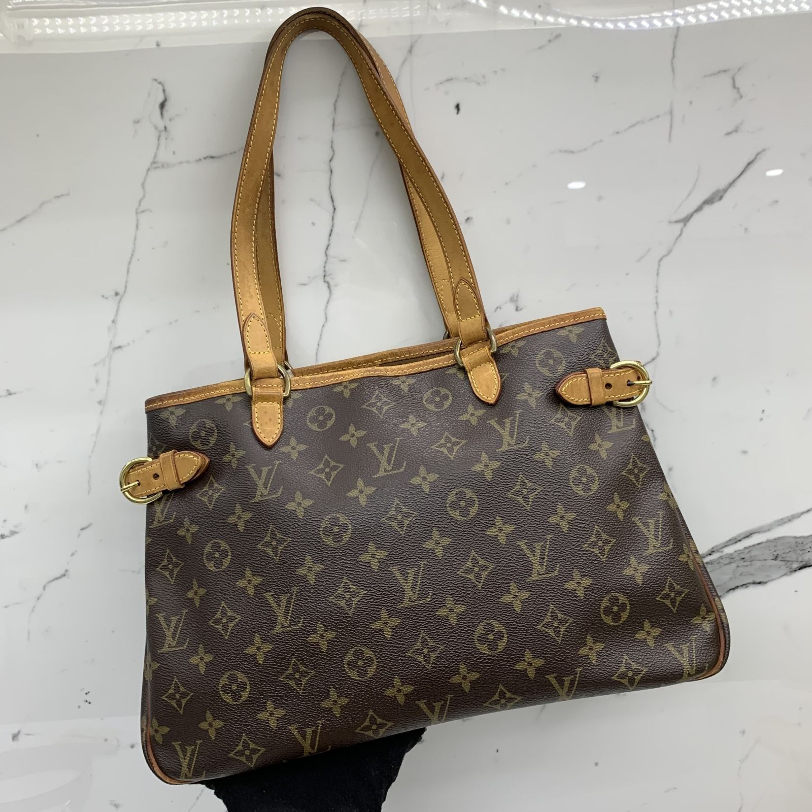 Authentic Louis Vuitton Randonnee GM, Luxury, Bags & Wallets on Carousell