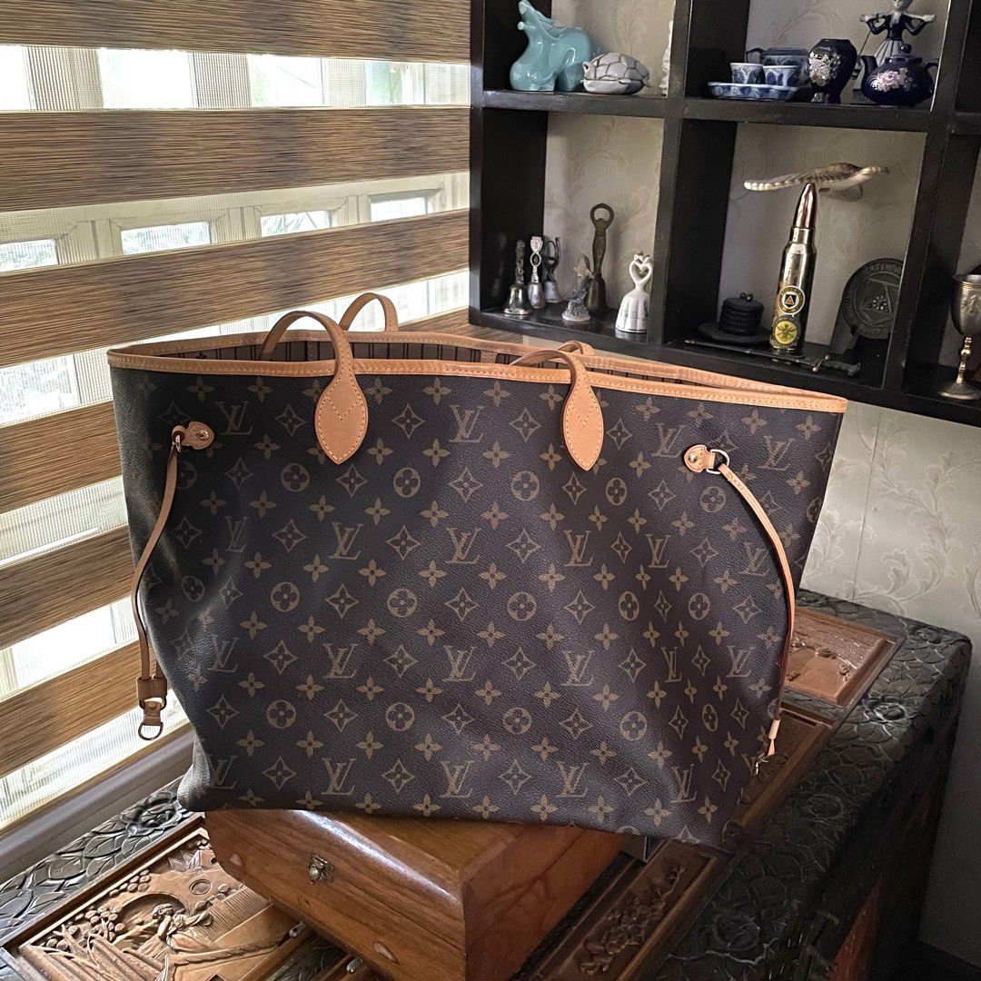 Louis Vuitton Neverfull GM/Mon Monogram Reveal and Review 