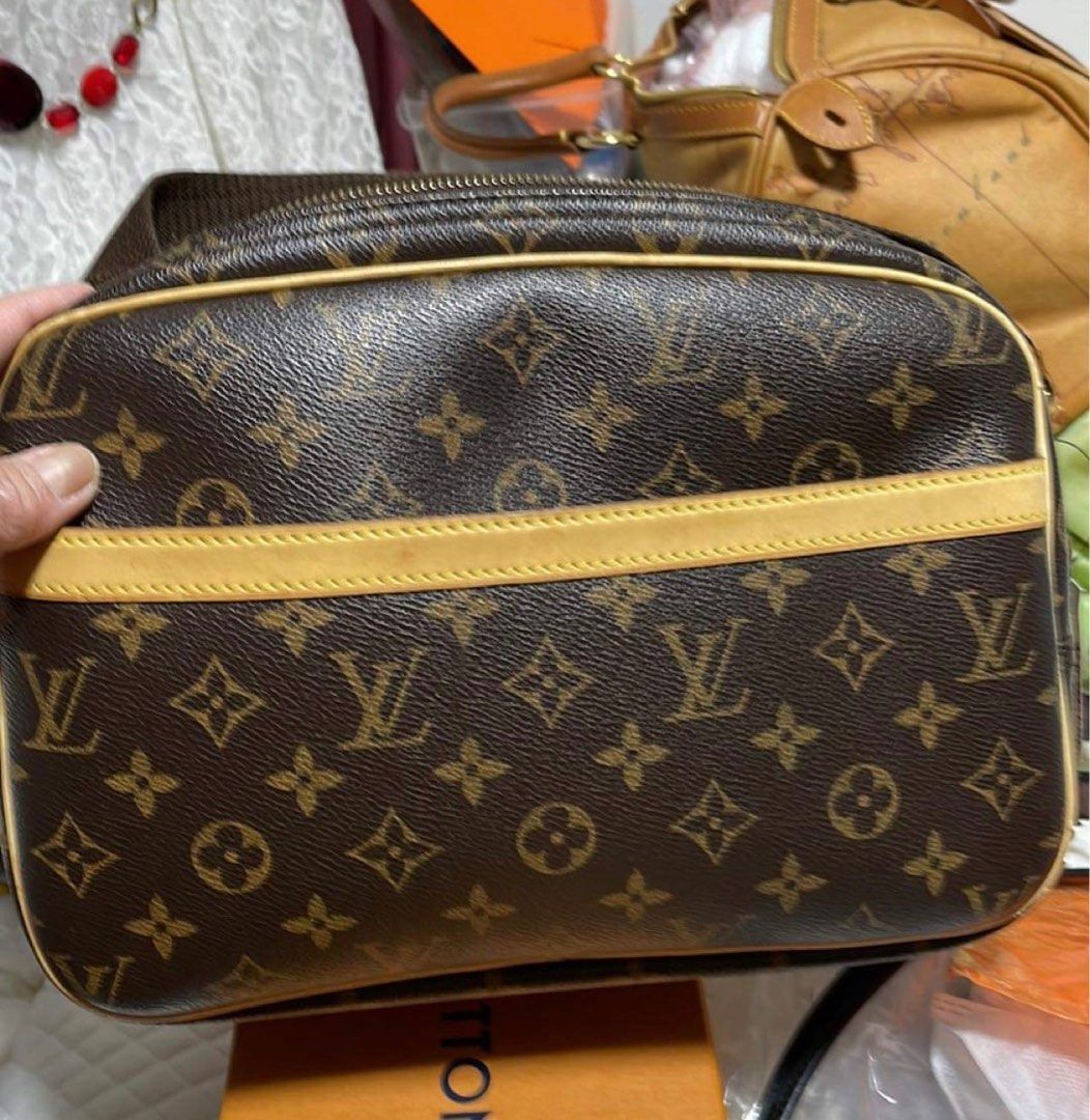 Louis Vuitton Reporter Bag MM, Luxury, Bags & Wallets on Carousell