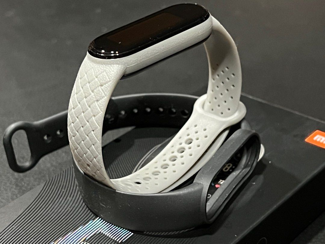 Mi Smart Band, Mobile Phones & Gadgets, Wearables & Smart Watches on Carousell