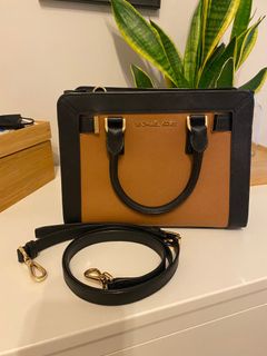 （分類：）位於 。 由 HappyValley37 提交（商品編號 1217548583，圖片 1）。簡介： 。
