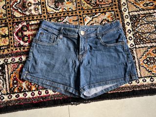 (Category: ) located in . Submitted by runofthemily (Listing ID 1217431579, Image 1). Description: .
