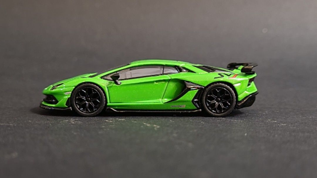 Got this awesome Mini GT 1/64 Lamborghini Aventador SVJ in Verde Mantis,  and for an amazing price too! : r/Diecast