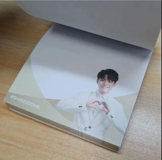 （分類：）位於 。 由 selling.things.0_0 提交（商品編號 1217587900，圖片 1）。簡介： 。