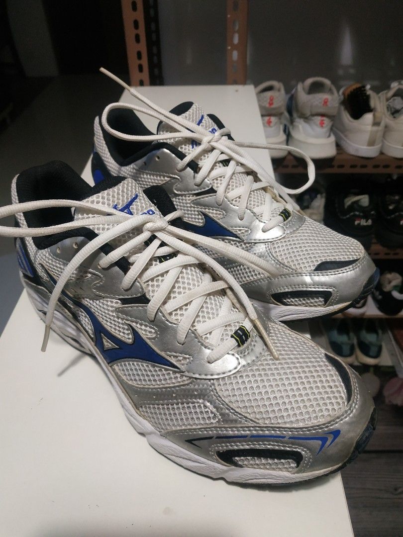 Mizuno wave x10 mens deals