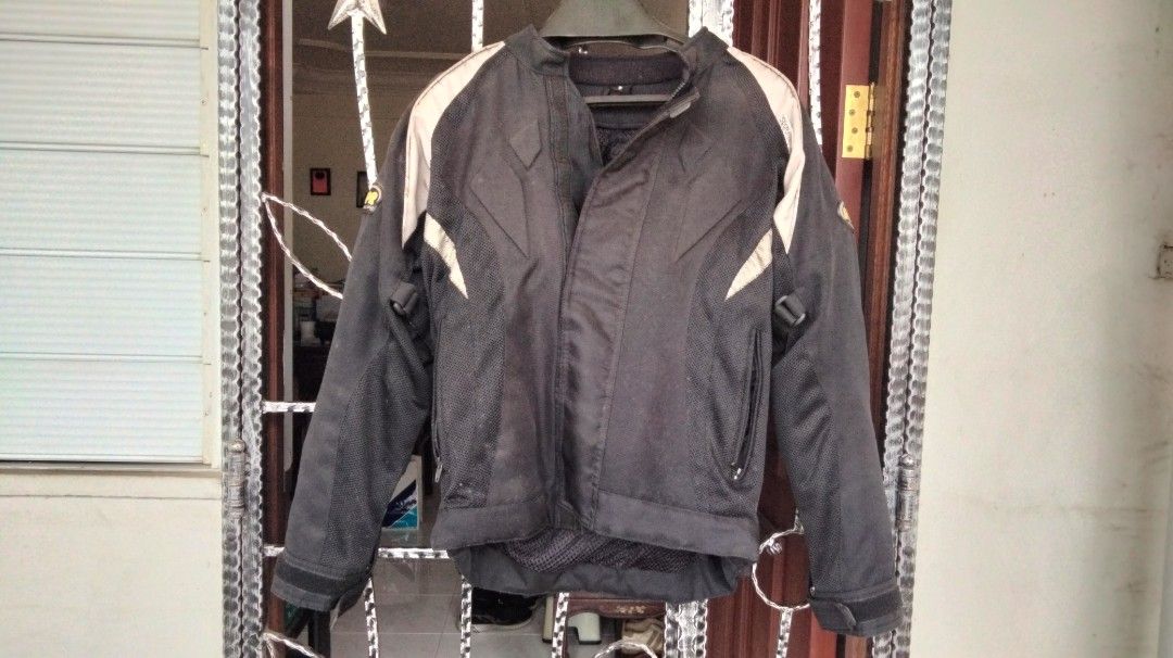 Motorcycle used apparel., Motorcycles, Motorcycle Apparel on Carousell