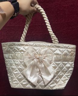 Naraya Gold Hand Bag