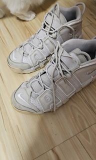 Nike uptempo store size 9