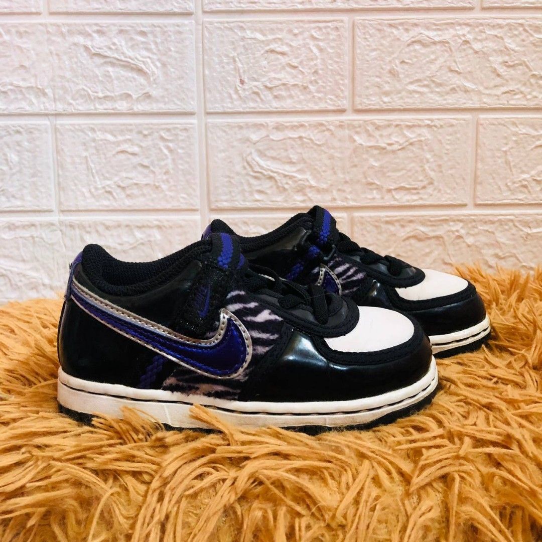 child's play nike dunks