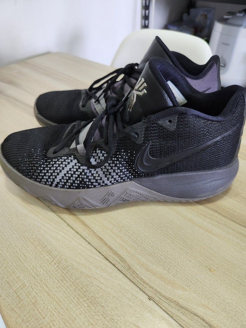 Nike kyrie basketball shoes, Men's Fashion, Footwear, Sneakers on Carousell