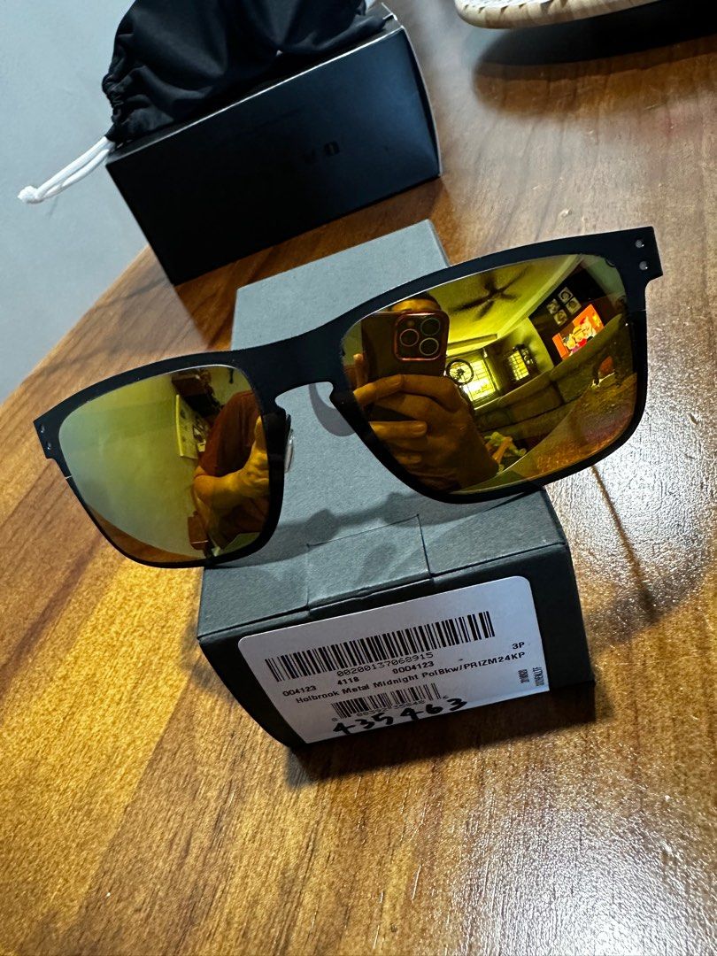 Oakley Sunglasses - Holbrook Metal Midnight PolBkw/PRIZM24KP, Men's  Fashion, Watches & Accessories, Sunglasses & Eyewear on Carousell