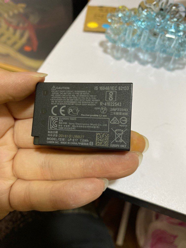 Original Canon Battery Pack LPE17 Canon 200D 750D 760D 770D 77D 800D