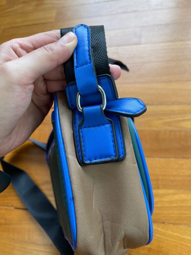quirky sling bag