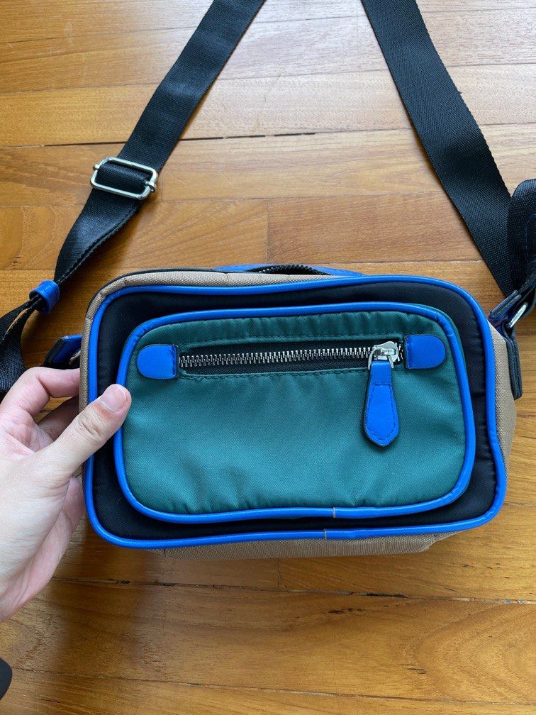 Quirky sling bags online