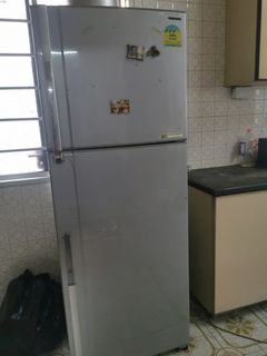 (Category: ) located in . Submitted by lynnlau (Listing ID 1217466682, Image 1). Description: .